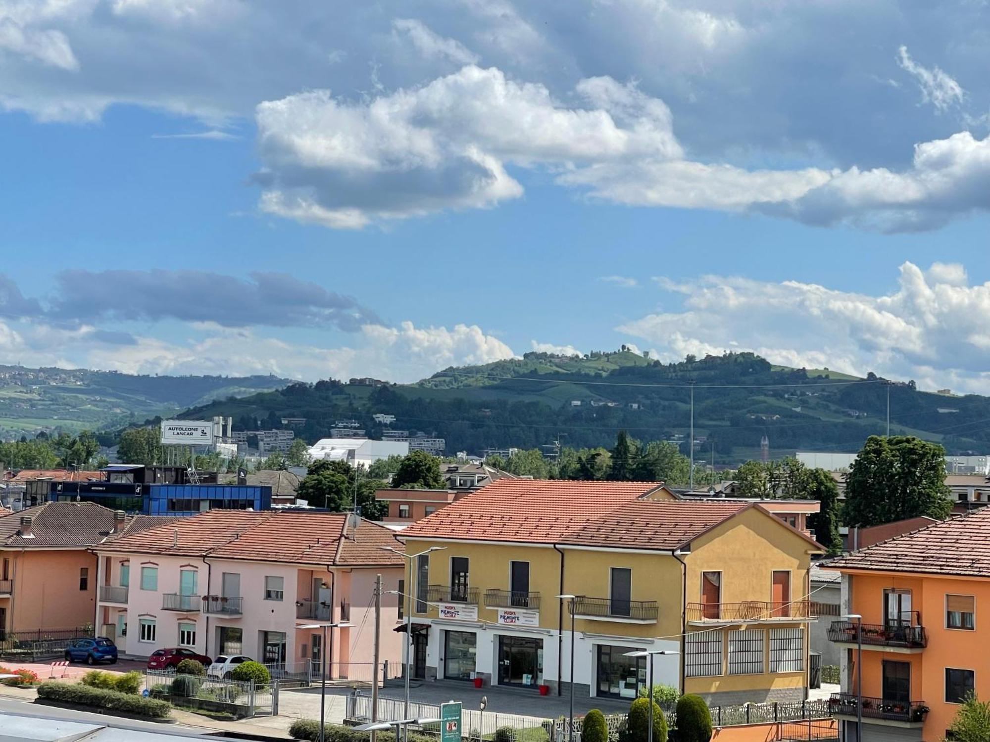 Borgo Divino Apartment Alba  Exterior photo